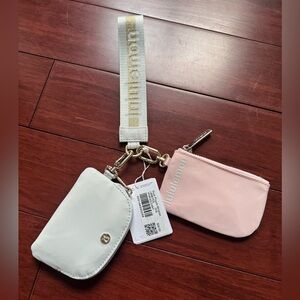 LULULEMON DUAL POUCH WRISTLET